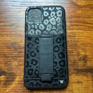 Walli Blackout Leopard Print IPhone 11 Case